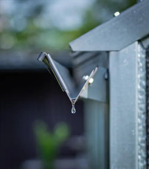 Gutter-Cleaning-And-Maintenance-Services--in-Aurora-Colorado-gutter-cleaning-and-maintenance-services-aurora-colorado-1.jpg-image